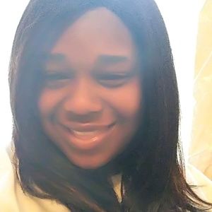 Meet your Posher, Shamika